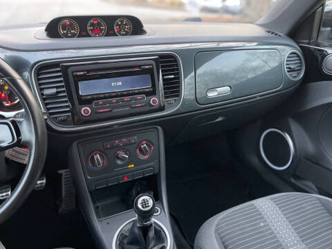 2013 Volkswagen Beetle Turbo PZEV Fender Edition