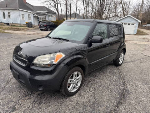 2011 Kia Soul +
