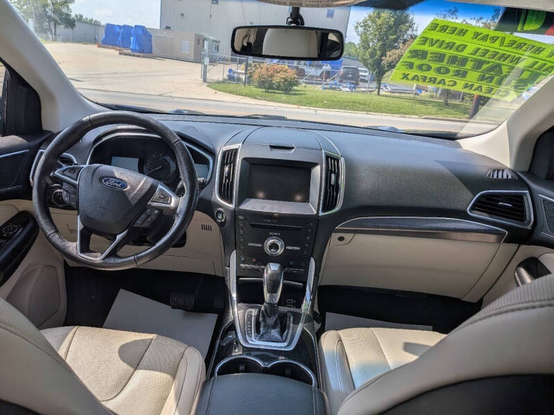 2017 Ford Edge Titanium