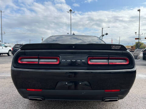 2018 Dodge Challenger SXT
