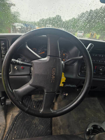 2004 GMC Sierra 2500HD