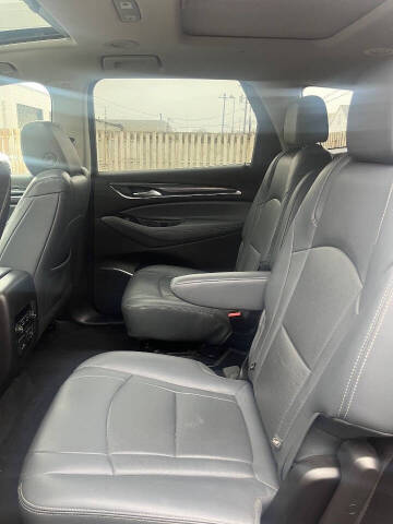 2020 Buick Enclave Essence