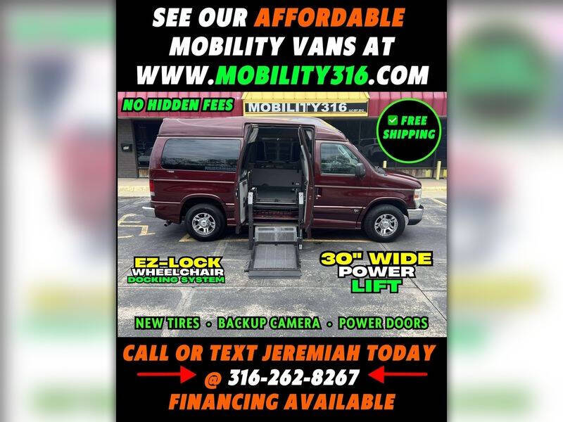 2010 Ford E-Series Econoline Van Commercial's photo