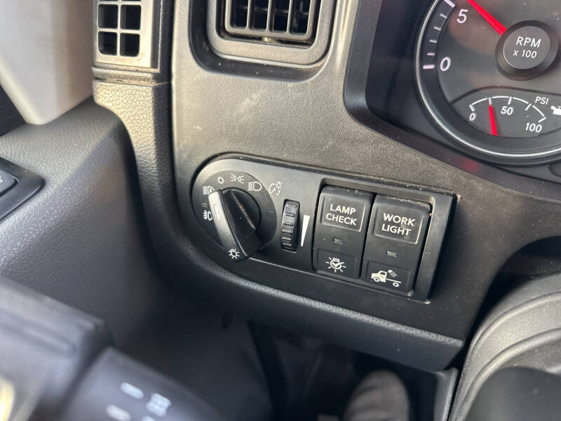 2021 International RH613