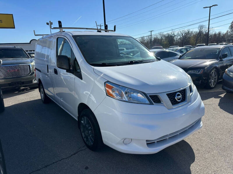 2020 Nissan NV200 S's photo