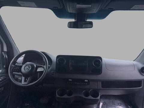 2021 Mercedes-Benz Sprinter 2500