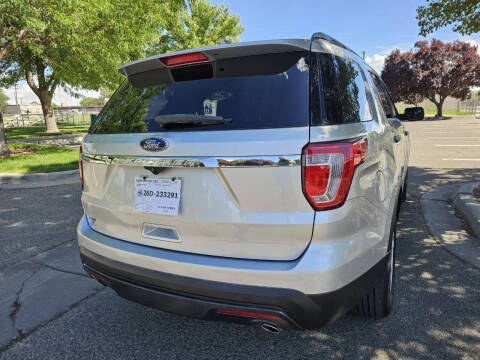 2017 Ford Explorer