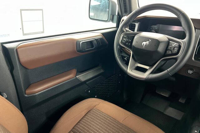 2023 Ford Bronco Base Advanced