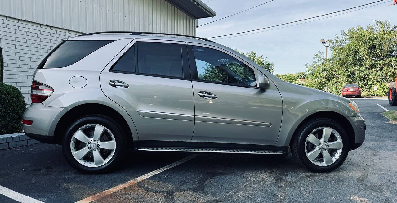 2009 Mercedes-Benz M-Class for sale at Crown Auto Sales in Marietta, GA