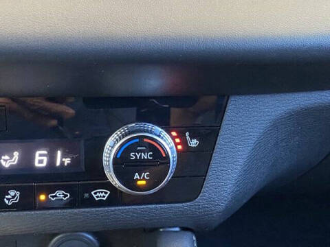 2024 Mitsubishi Outlander PHEV SEL