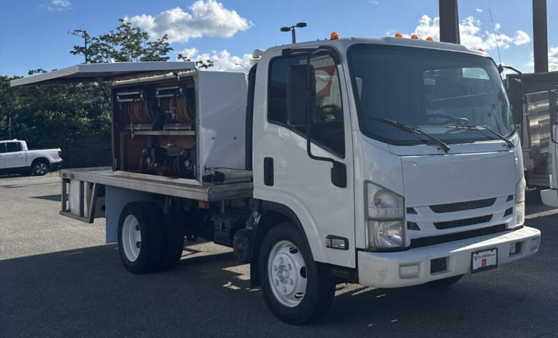 2020 Isuzu NPR-HD