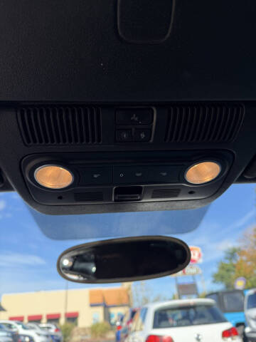 2013 Volkswagen Beetle Convertible Turbo