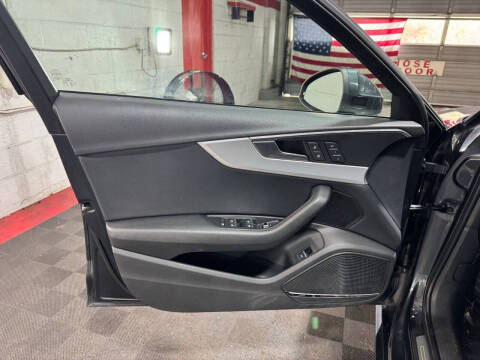 2017 Audi A4 2.0T quattro Premium Plus