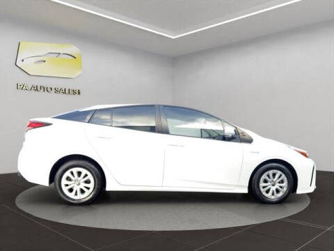 2021 Toyota Prius LE