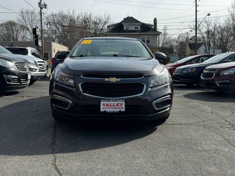 2016 Chevrolet Cruze Limited for sale at Valley Auto Finance in Warren OH