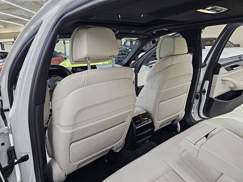 2019 BMW 5 Series 530e iPerformance