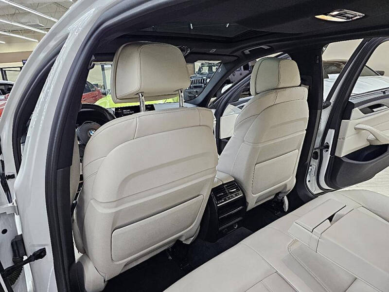 2019 BMW 5 Series 530e iPerformance