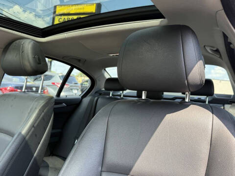 2015 BMW 5 Series 528i