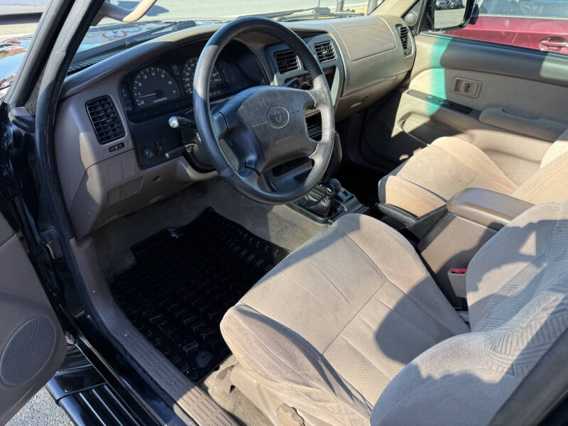 2002 Toyota 4Runner SR5
