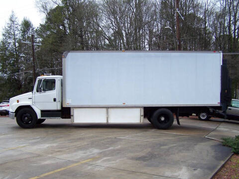2002 Freightliner FL70