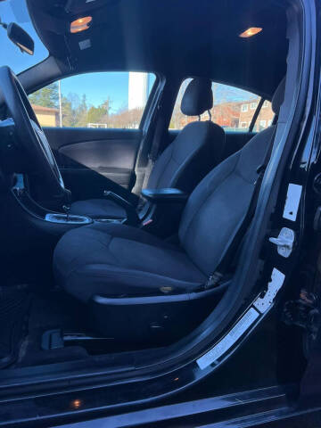 2012 Chrysler 200 LX