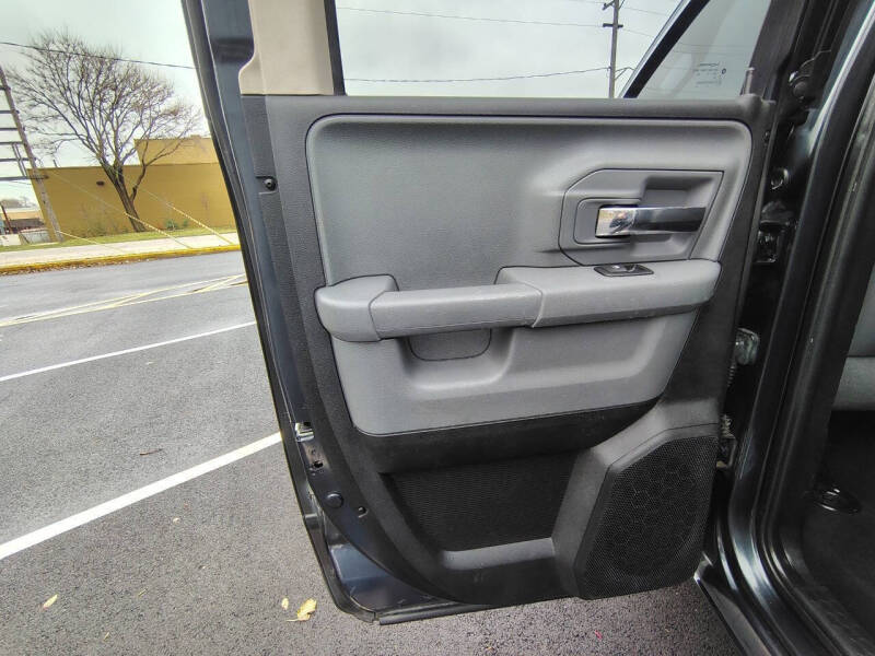 2016 RAM 1500 Big Horn