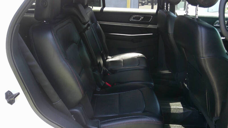 2016 Ford Explorer Sport