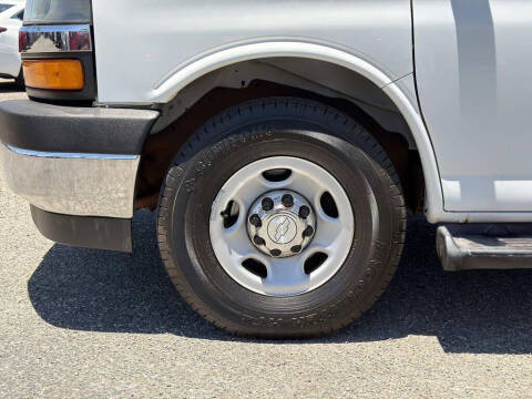 2020 Chevrolet Express LT 3500