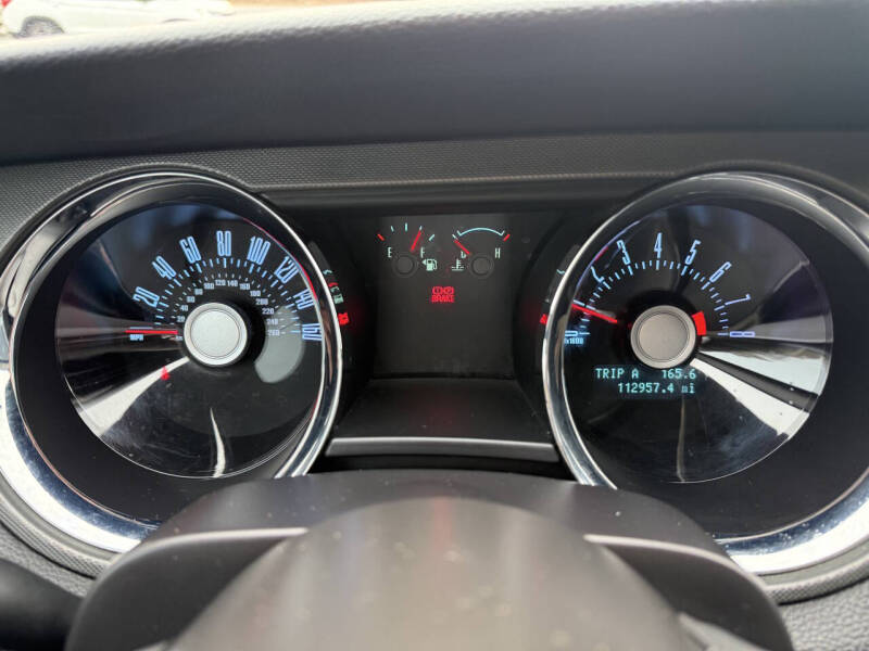 2012 Ford Mustang V6