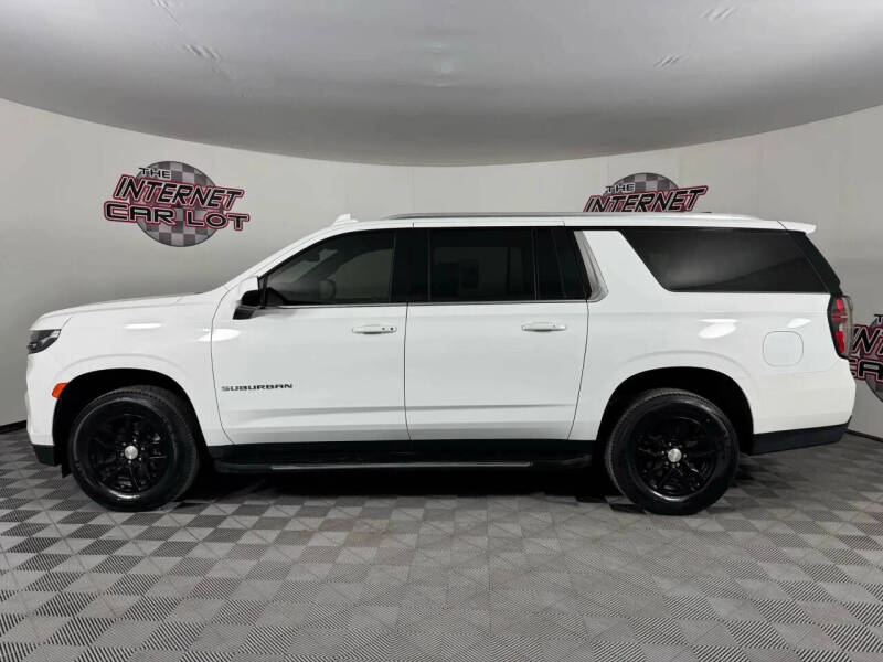 2023 Chevrolet Suburban LT