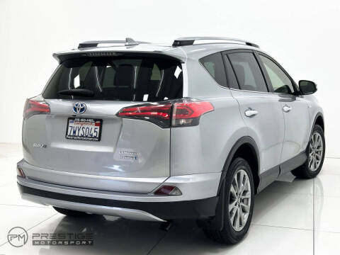 2017 Toyota RAV4 Hybrid Limited