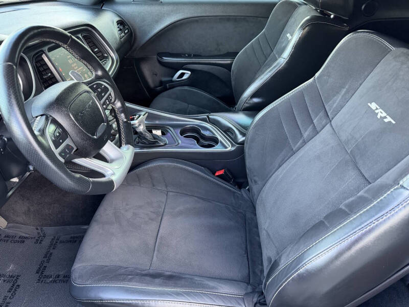 2016 Dodge Challenger SRT 392