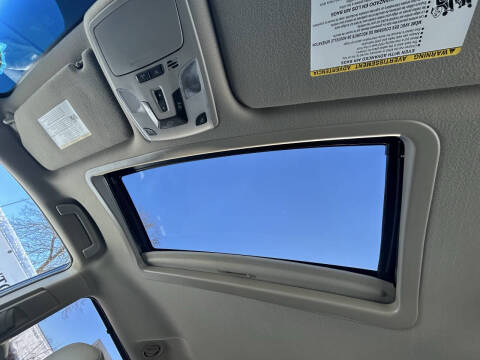 2014 Toyota Sienna XLE 7-Passenger