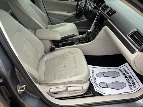 2016 Volkswagen Passat 1.8T SE