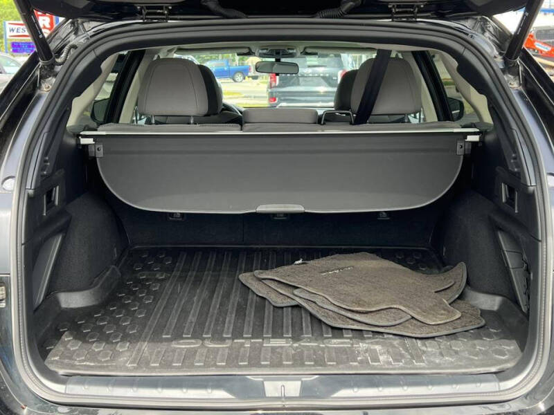 2024 Subaru Outback Premium