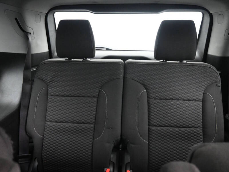 2017 GMC Acadia SLE-2