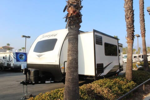 2020 Forest River Surveyor Luxury250FKS