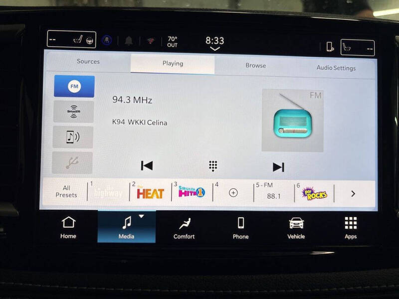 2026 Chrysler Pacifica Select