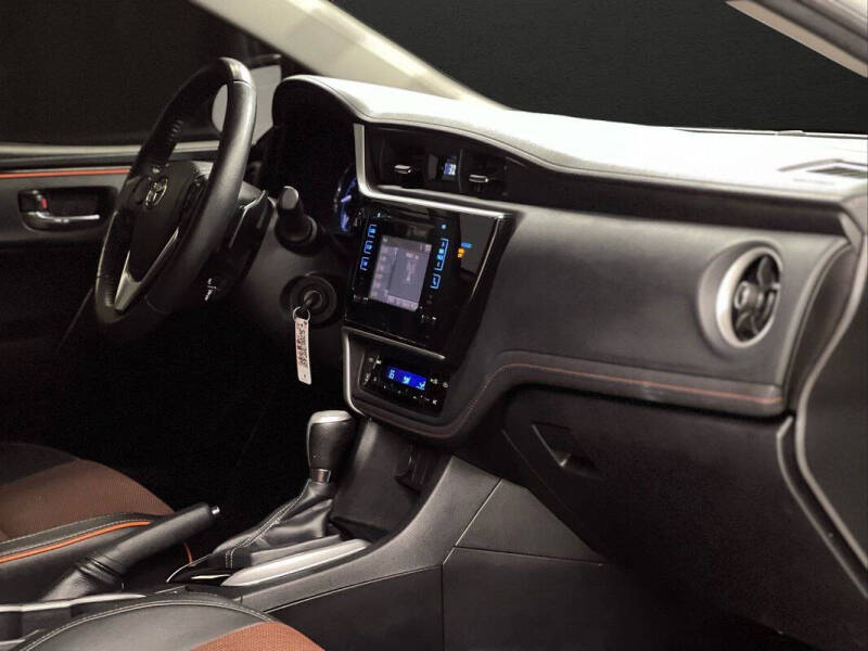 2018 Toyota Corolla SE