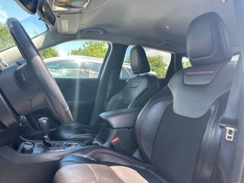 2019 Jeep Cherokee Trailhawk