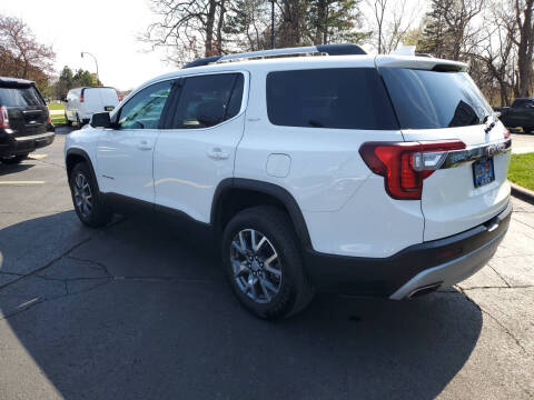 2023 GMC Acadia SLT