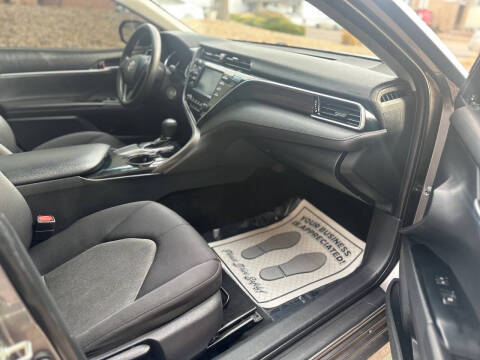 2018 Toyota Camry LE