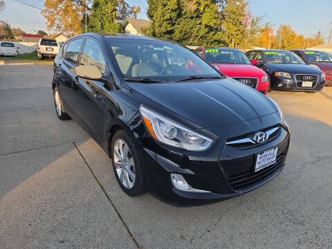 2014 Hyundai Accent SE