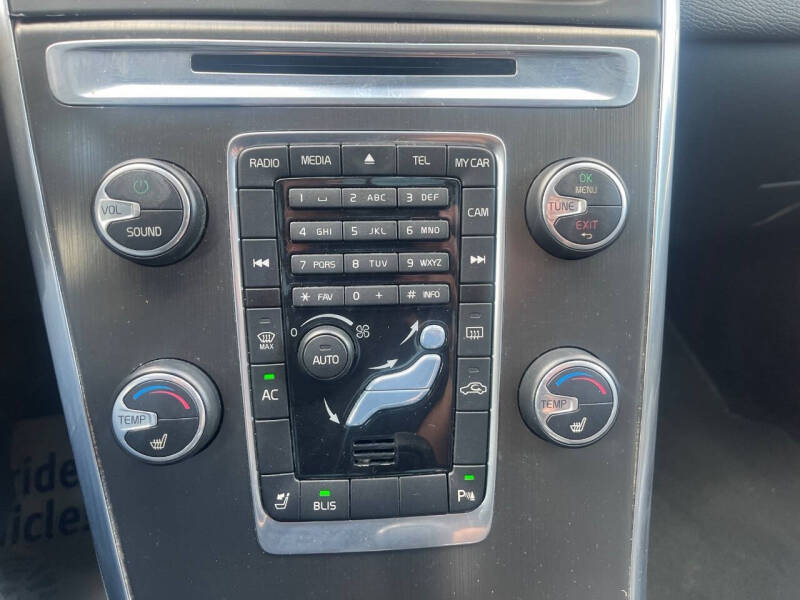 2014 Volvo XC60 T6 Premier Plus