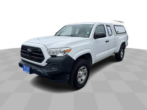 2018 Toyota Tacoma for sale at Strosnider Chevrolet in Hopewell VA
