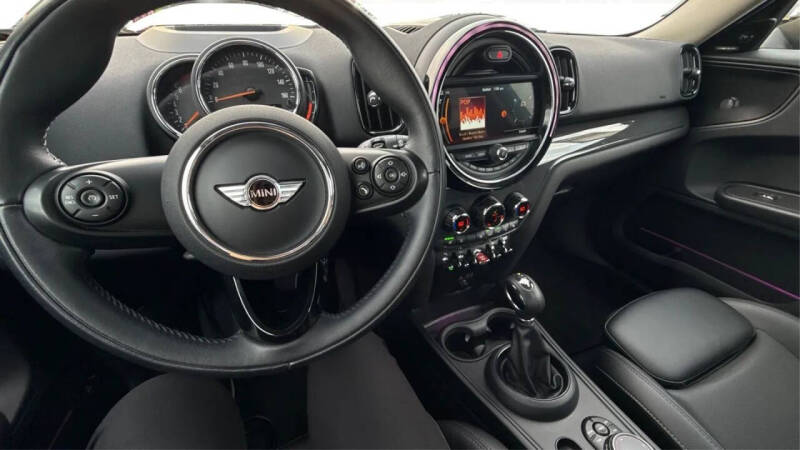 2018 MINI Countryman Cooper