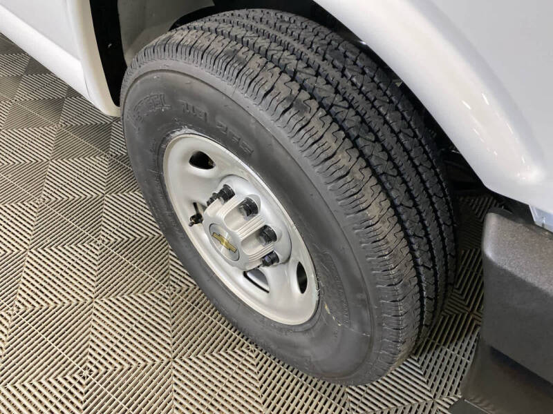 2026 Chevrolet Express 2500