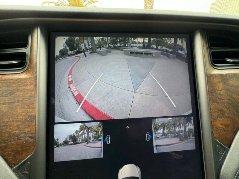2018 Tesla Model X 75D