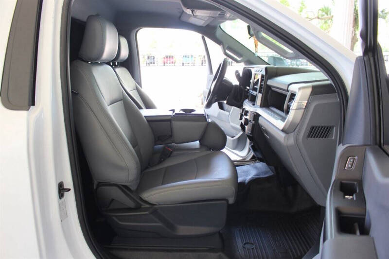 2024 Ford F-600 Super Duty