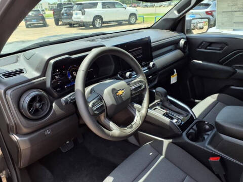 2025 Chevrolet Colorado Work Truck